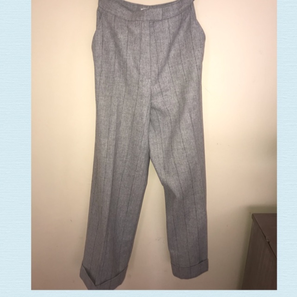 Garderobe Grey wool pants